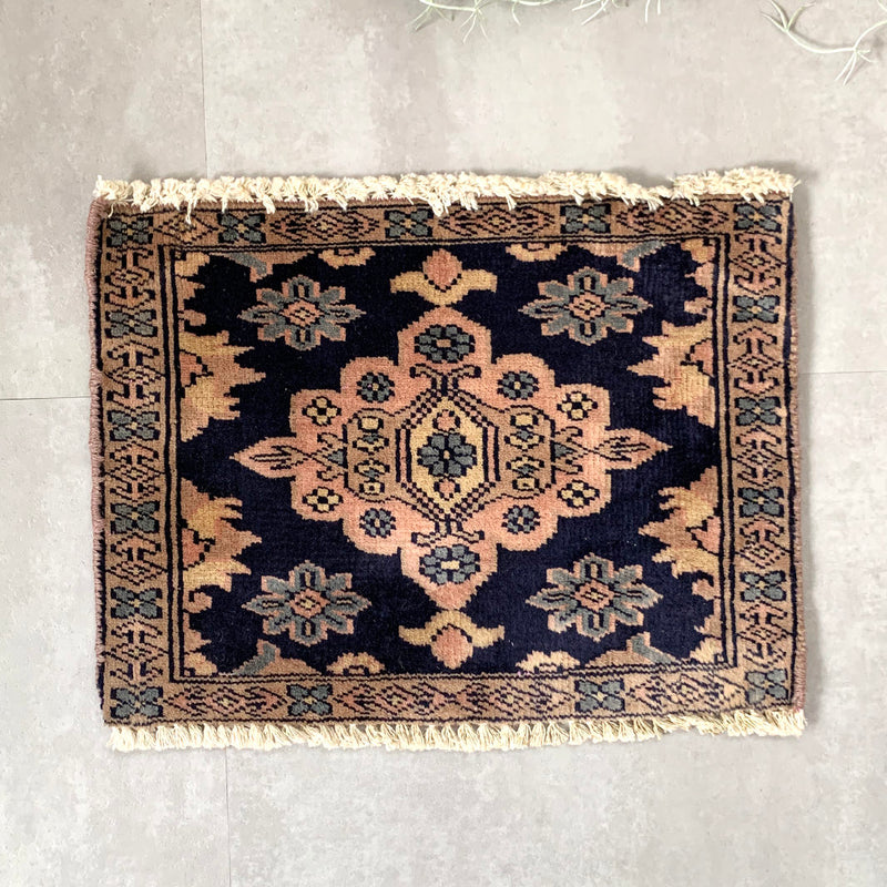 Pakistan mini rug｜１７